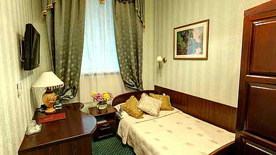 Single room in mini hotel Gintama kiev