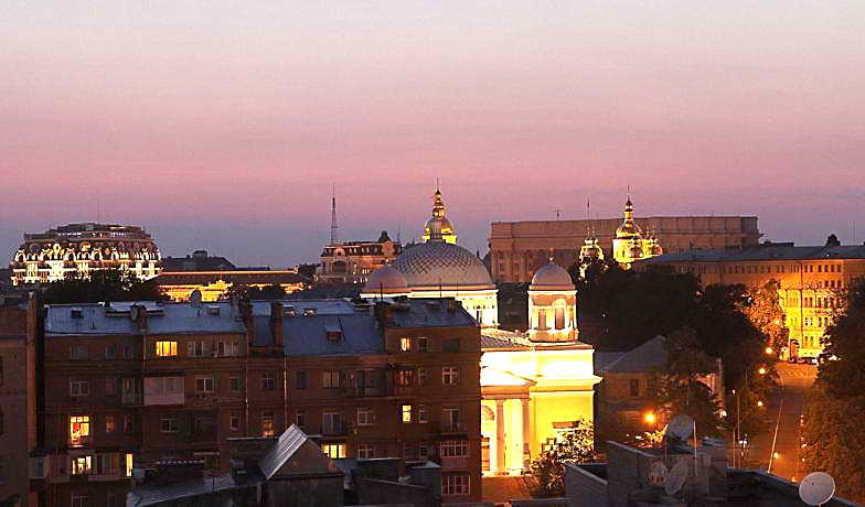 Отель Днипро Ночная Панорама